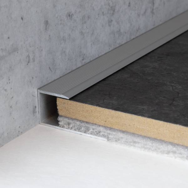 Auer Einfass- & Abschlussprofile Bancroft B 34 mm Einfasshöhe 13.3 mm Aluminium eloxiert Auer Einfass- & Abschlussprofile Bancroft B 34 mm Einfasshöhe 13.3 mm Aluminium eloxiert
