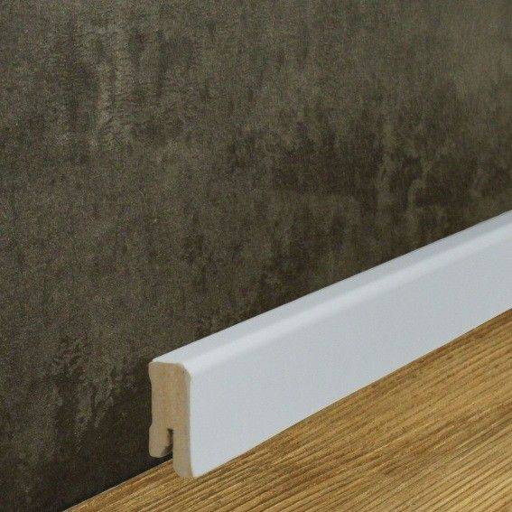 PROVISTON | Sockelleiste | Eckiges Profil | 16 x 40 x 2500 mm | MDF foliert | Weiß | Klassisch PROVISTON | Sockelleiste | Eckiges Profil | 16 x 40 x 2500 mm | MDF foliert | Weiß | Klassisch