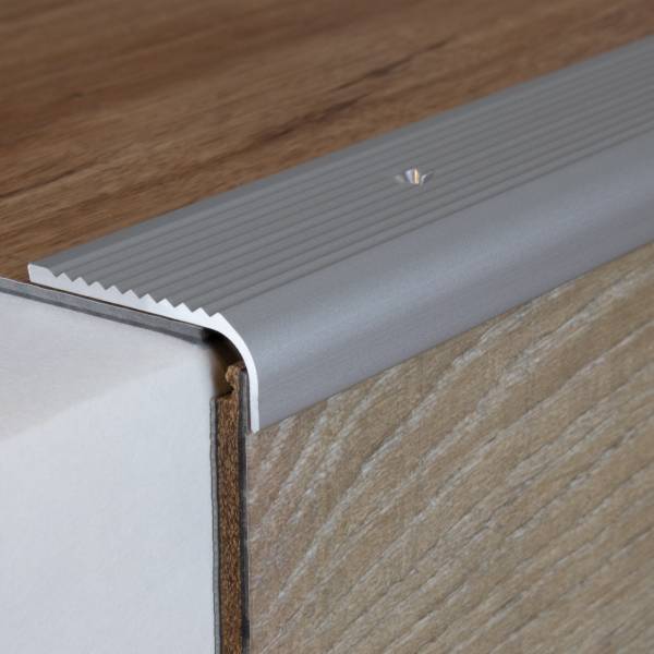 PROVISTON | Treppenkanten- & Winkelprofile Asti | Höhe 15 mm | Breite 40 mm | Aluminium eloxiert PROVISTON | Treppenkanten- & Winkelprofile Asti | Höhe 15 mm | Breite 40 mm | Aluminium eloxiert