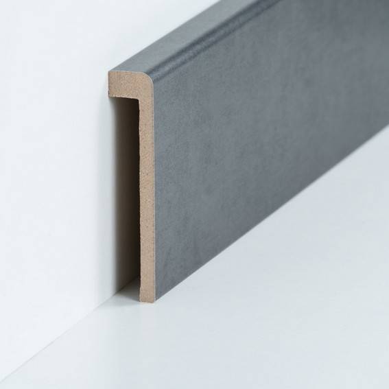 Abdeckleiste für Fliesensockel bis 85 mm (MDF foliert / 72.96.13.85.46) - Farbe: Stahl natur (Default2342) Abdeckleiste für Fliesensockel bis 85 mm (MDF foliert / 72.96.13.85.46) - Farbe: Stahl natur (Default2342)