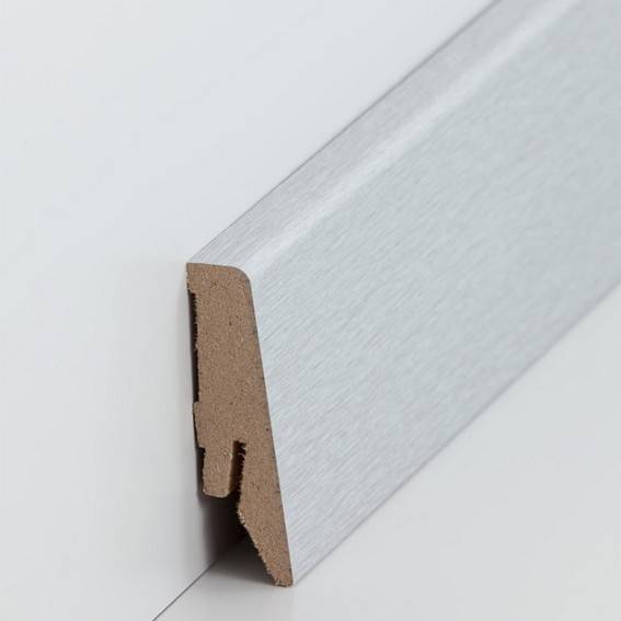 Sockelleiste "Coburg" (MDF foliert / 718.5832) Sockelleiste "Coburg" (MDF foliert / 718.5832)