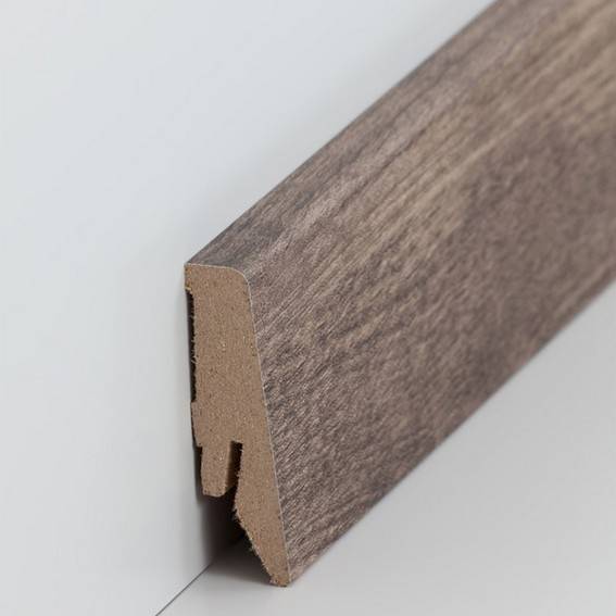 Sockelleiste "Coburg" (MDF foliert / 718.5826) Sockelleiste "Coburg" (MDF foliert / 718.5826)