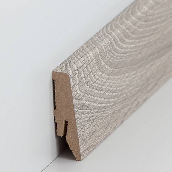 Sockelleiste "Coburg" (MDF foliert / 718.5824) Sockelleiste "Coburg" (MDF foliert / 718.5824)