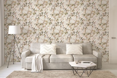 Florale Tapetendessins hinter dem Bett